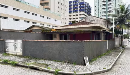 Casa para locação comercial na Aviação