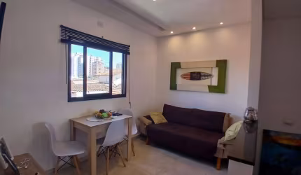 Casa em condomínio Sobreposta no bairro Guilhermina.