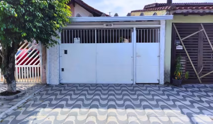 Casa com 2 dormitórios à venda, 75 m²  - Maracanã - Praia Grande/SP
