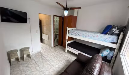 Apartamento tipo kitnet á venda no Canto do Forte