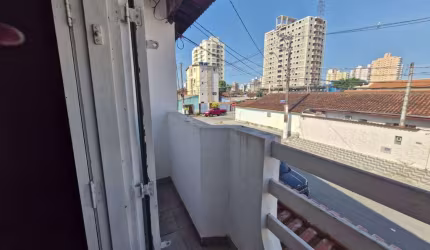 Sobrado à venda na Aviação em Praia Grande.