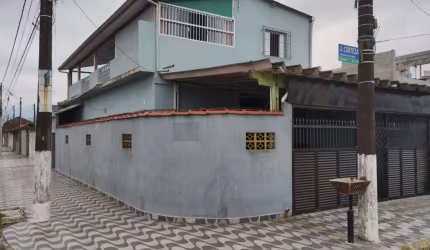 Sobrado com 4 dormitórios à venda, 250 m² - Maracanã - Praia Grande/SP