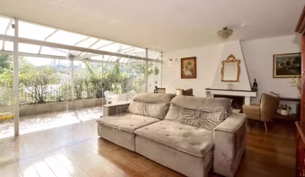 Casa com 3 dormitórios à venda, 441 m² por R$ 2.500.000,00 - Pacaembu - São Paulo/SP