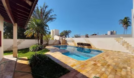 Casa com 4 dormitórios à venda, 538 m² por R$ 1.600.000,00 - Vila Inglesa - Indaiatuba/SP