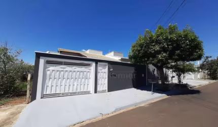 Casa com 3 Quartos à venda, 150 m² por R$ 795.000 - Jardim Bela Vista - Indaiatuba/SP