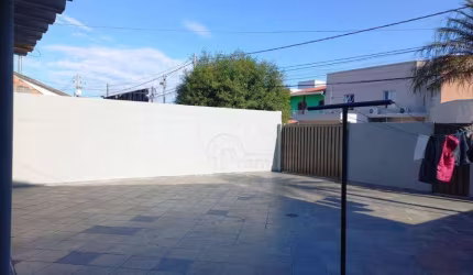 Casa com 2 dormitórios à venda, 172 m² por R$ 700.000,00 - Jardim Nova Indaiá - Indaiatuba/SP