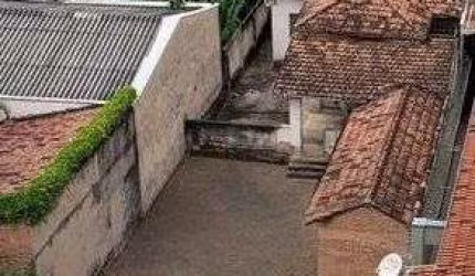Terreno à venda, 427 m² por R$ 680.000,00 - Centro - Taubaté/SP