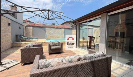 Casa com 3 dormitórios à venda, 180 m² por R$ 1.011.000,00 - Jardim Hípica Pinheiro - Taubaté/SP