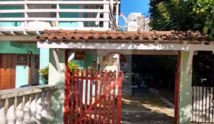 Casa à venda, 350 m² por R$ 1.800.000,00 - Vila Jaboticabeira - Taubaté/SP