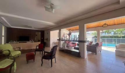 Casa com 3 dormitórios para alugar, 432 m² por R$ 8.811,00/mês - Condomínio Vale do Sol - Tremembé/SP