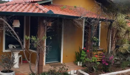 Casa em condomínio fechado com 1 quarto à venda na Avenida Luiz Boiteux Piazza, 5880, Ponta das Canas, Florianópolis, 39 m2 por R$ 650.000