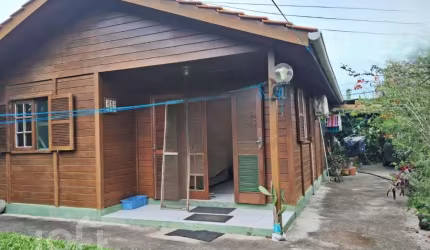 Casa com 2 quartos à venda na Rua das Corticeiras, 313, Campeche, Florianópolis, 70 m2 por R$ 1.600.000