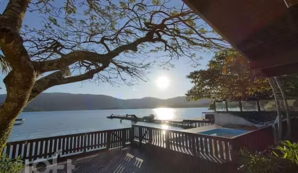 Casa com 5 quartos à venda na Rua Vereador Osni Ortiga, 588, Dunas da Lagoa, Florianópolis, 200 m2 por R$ 3.200.000