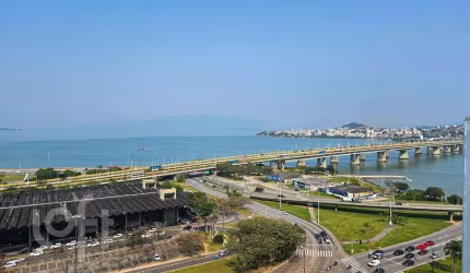 Apartamento com 3 quartos à venda na Rua Cristóvão Nunes Pires, 180, Centro, Florianópolis, 82 m2 por R$ 1.250.000
