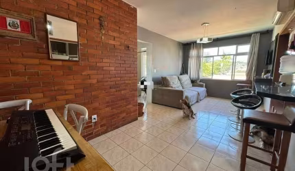 Apartamento com 2 quartos à venda na Avenida Governador Ivo Silveira, 2155, Capoeiras, Florianópolis, 62 m2 por R$ 475.000