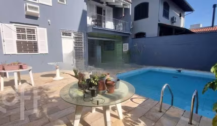 Casa com 4 quartos à venda na Rua Álvaro Cardoso, 50, Estreito, Florianópolis, 320 m2 por R$ 1.580.000