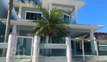 Casa com 3 quartos à venda na Manoel da Silva Arantes, 160, Ingleses, Florianópolis por R$ 1.100.000