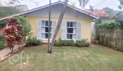 Casa com 3 quartos à venda na Servidão Ilha das Flores, 89, Campeche, Florianópolis, 150 m2 por R$ 1.200.000
