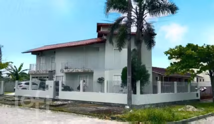 Casa com 5 quartos à venda na dos Cravos, 345, Daniela, Florianópolis, 199 m2 por R$ 1.600.000