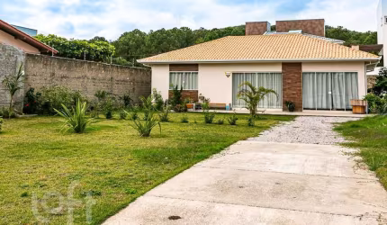 Casa com 2 quartos à venda na Rua Sabino Anísio da Silveira, 865, Campeche, Florianópolis, 106 m2 por R$ 1.950.000