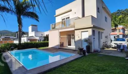 Casa em condomínio fechado com 4 quartos à venda na Rua Leonel Pereira, 2039, Cachoeira do Bom Jesus, Florianópolis, 200 m2 por R$ 2.100.000