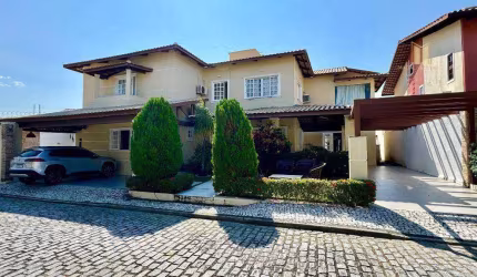 Casa com 4 dormitórios para alugar no Lago Jacarey, 360 m² por R$ 7.771/mês - Lago Jacarey - Fortaleza/CE
