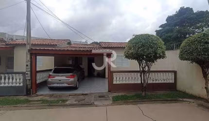 Casa à venda no bairro Lopes de Oliveira - Sorocaba/SP