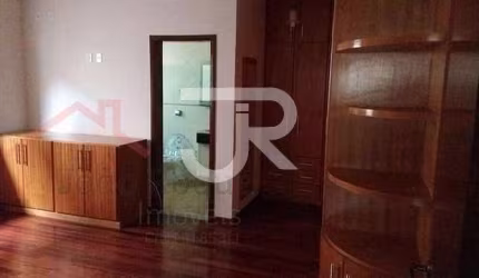 Casa à venda no bairro Vila Artura em Sorocaba/SP