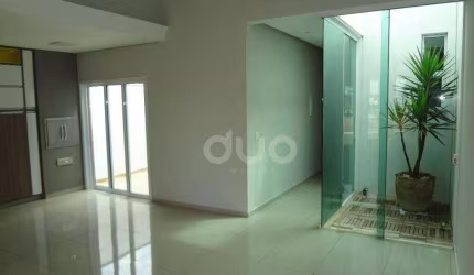 Casa a venda em Piracicaba no Cond. Thomazella, com 3 dormitórios à venda, 130 m² por R$ 950.000,00