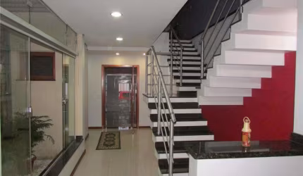 Casa com 3 dormitórios à venda, 260 m² por R$ 650.000,00 - Irmãos Camolesi - Piracicaba/SP