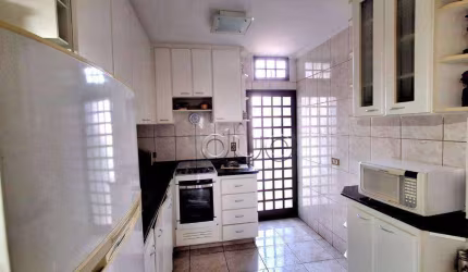 Casa com 3 dormitórios à venda, 176 m² por R$ 545.000,00 - Jardim Petrópolis - Piracicaba/SP