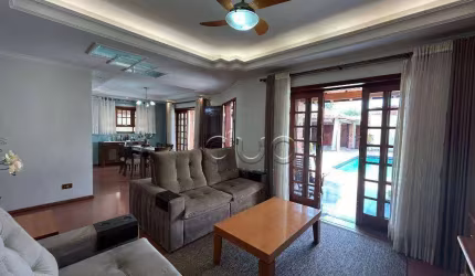 Casa com 3 dormitórios à venda, 235 m² por R$ 1.200.000,00 - Nova Piracicaba - Piracicaba/SP
