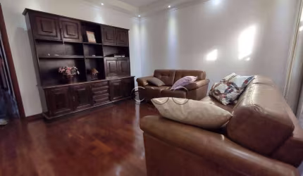 Casa com 3 dormitórios à venda, 190 m² por R$ 820.000,00 - Nova Piracicaba - Piracicaba/SP