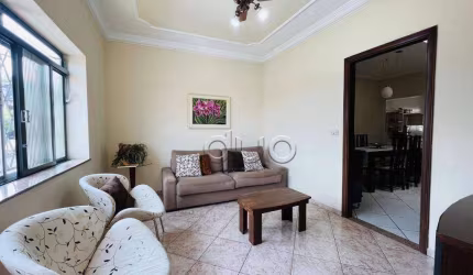 Casa com 3 dormitórios à venda, 146 m² por R$ 530.000,00 - Centro - Piracicaba/SP