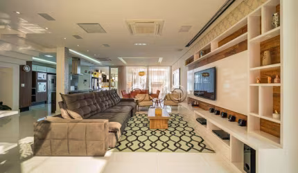 Casa com 3 dormitórios à venda, 387 m² por R$ 3.300.000,00 - Jardim Botânico - São Pedro/SP