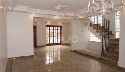 Casa com 3 dormitórios para alugar, 230 m² por R$ 7.135,00/mês - Village Des Lions - Piracicaba/SP