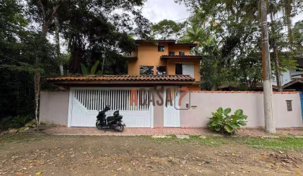 Casa com 3 quartos - Camburi - São Sebastião/SP