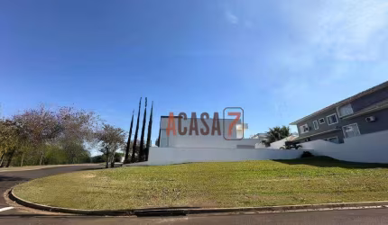 Terreno de esquina plano - Condomínio Mont Blanc - Sorocaba/SP