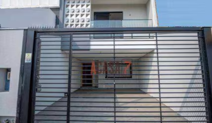 Sobrado no Jardim Prestes de Barros - 3 dorm, 1 suíte.  Novo