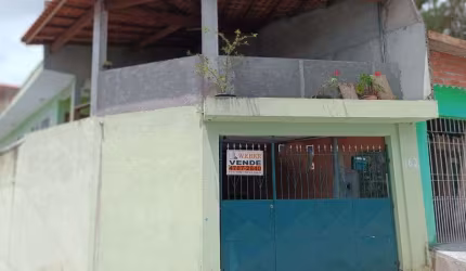 Sobrado 230m² com 3 casas - Ideal para renda - Embu das Artes