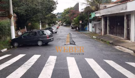 Casa a venda a 300 metros do Shopping Taboão da Serra