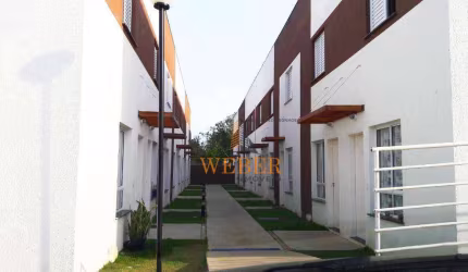Sobrado com 2 dormitórios à venda, 52 m² por R$ 189.000,00 - Chácara Tropical (Caucaia do Alto) - Cotia/SP