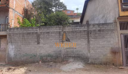 Terreno com Edícula