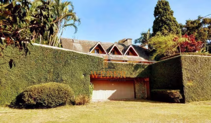 Linda casa estilo rústico - Gramado!