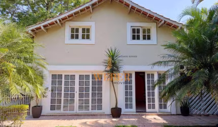 Linda casa térrea em Cotia com 560 mt de terreno