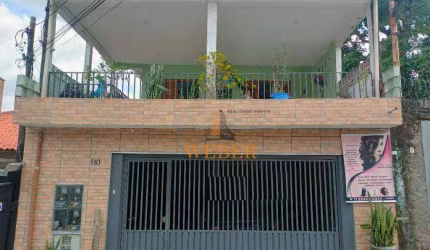 Sobrado com 3 casas ideal para renda - Jd. Luisa São Paulo