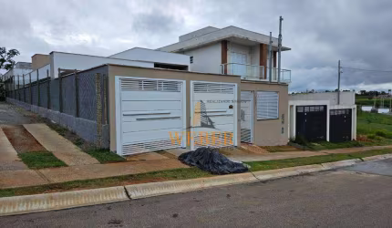 Linda casa em Cotia
