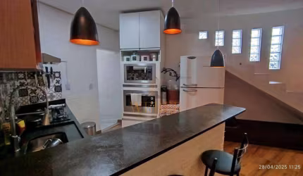 Sobrado com 2 dormitórios à venda, 95 m² por R$ 350.000,00 - Parque Jacarandá - Taboão da Serra/SP
