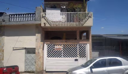 Sobrado com 4 dormitórios para alugar, 82 m² por R$ 2.500,00/mês - Jardim das Esmeraldas - São Paulo/SP