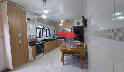 Casa com 2 dormitórios à venda, 76 m² por R$ 370.000,00 - Jardim Casqueiro - Cubatão/SP